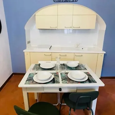 Civico8-monolocale In Centro Storico In Palazzo Nobiliare Appartement