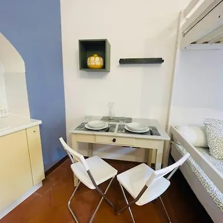 Civico8-monolocale In Centro Storico In Palazzo Nobiliare Pérouse