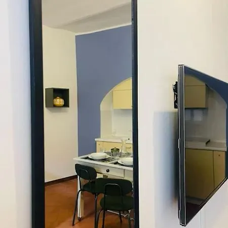Daire Civico8-monolocale In Centro Storico In Palazzo Nobiliare *